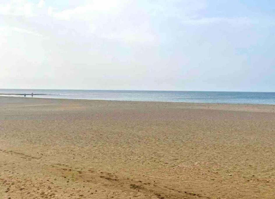 פלאיה הונדה Casa Mesana Nuevo Apartamento En La Playa Con Aire Acondicionado מראה חיצוני תמונה